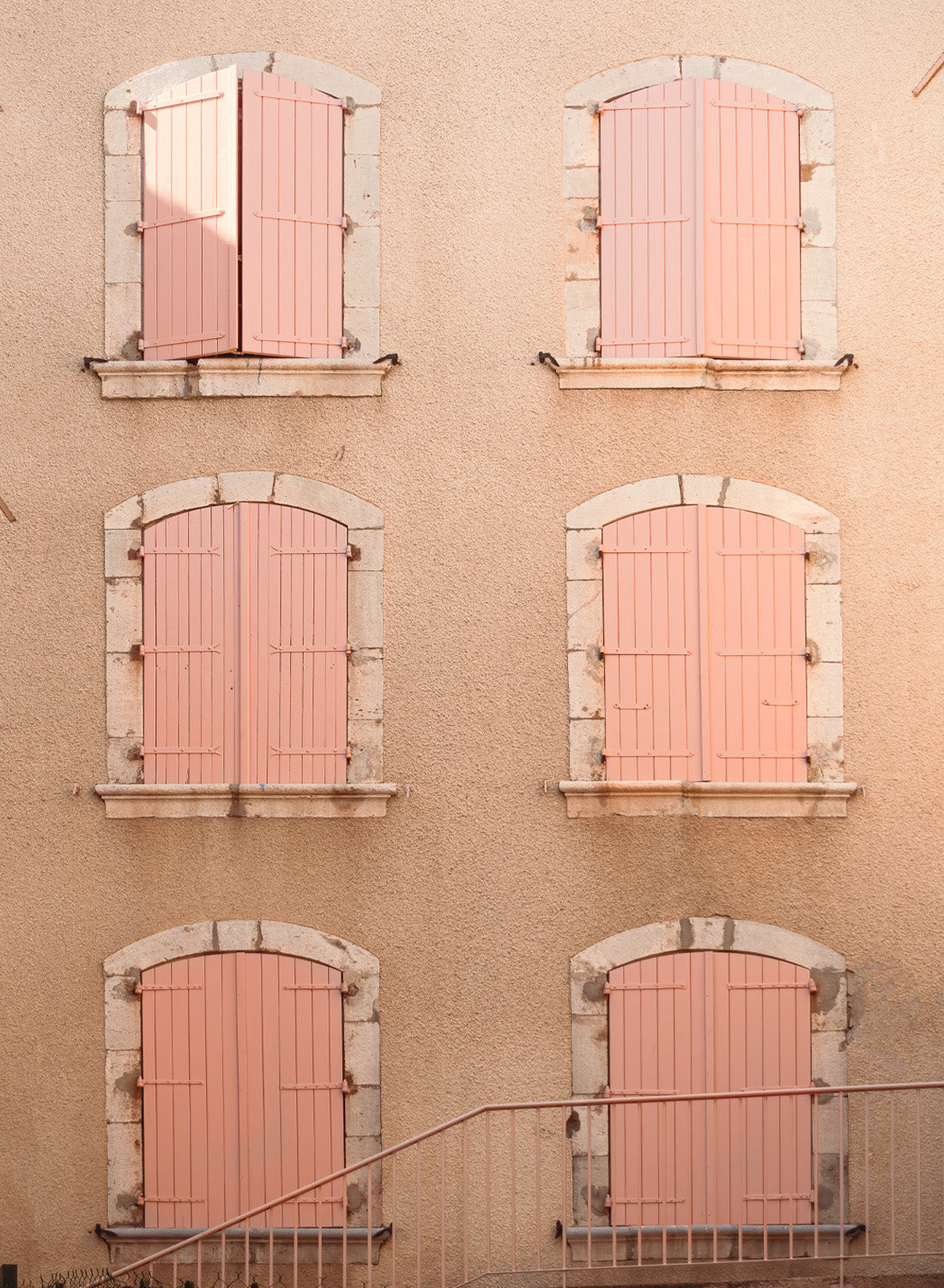 BLUSH WINDOWS OF PROVENCE