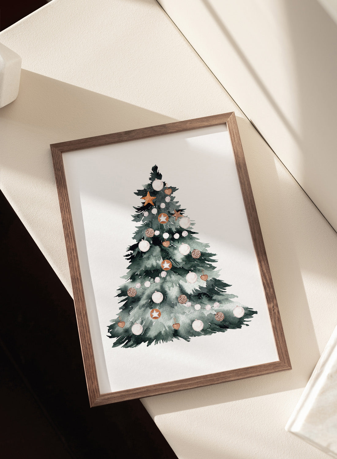 CHRISTMAS TREE ILLUSTRATION