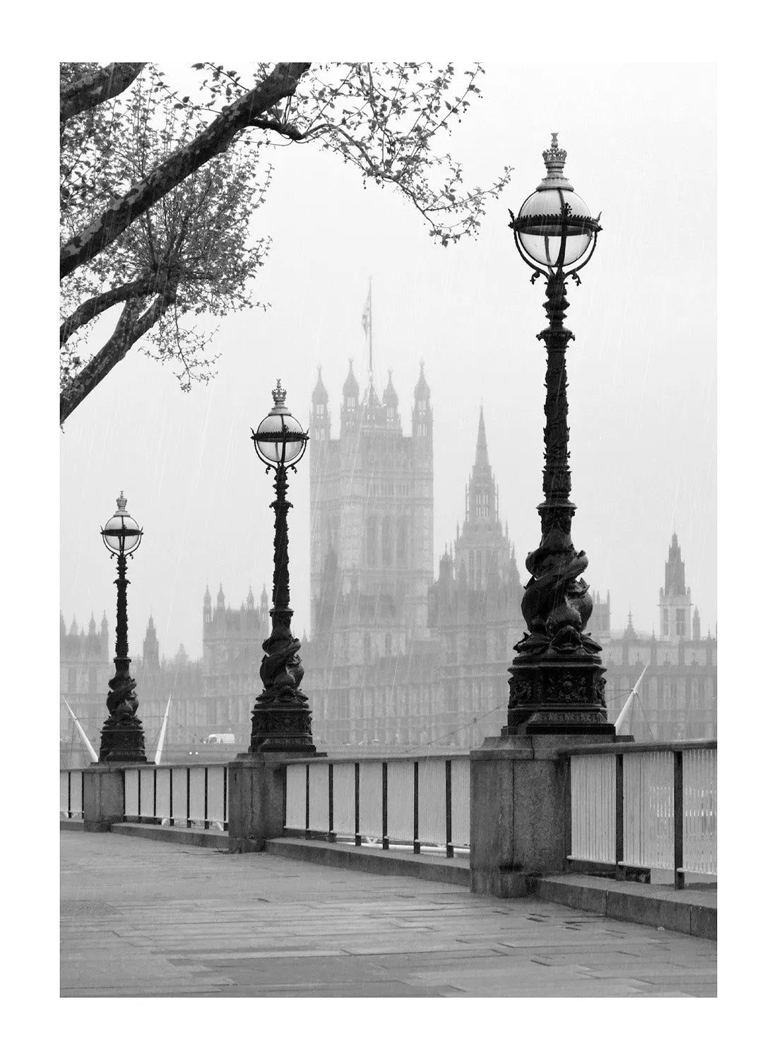 LONDON BLACK&amp; WHITE