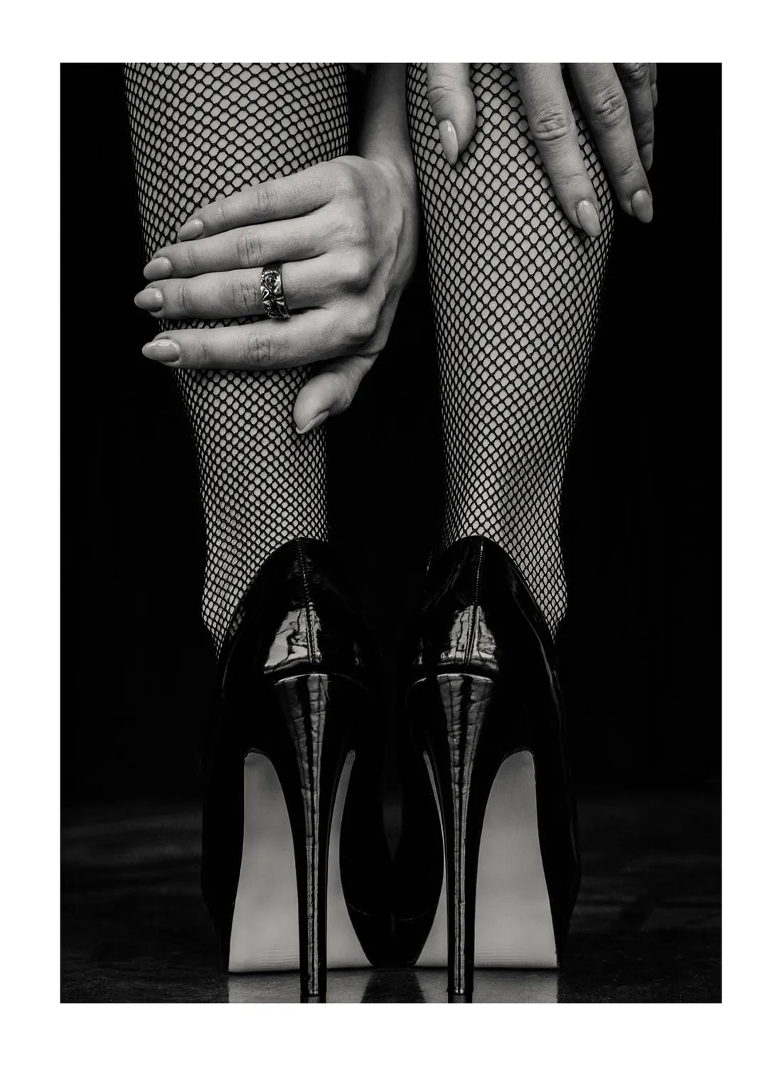 HIGH HEELS BLACK