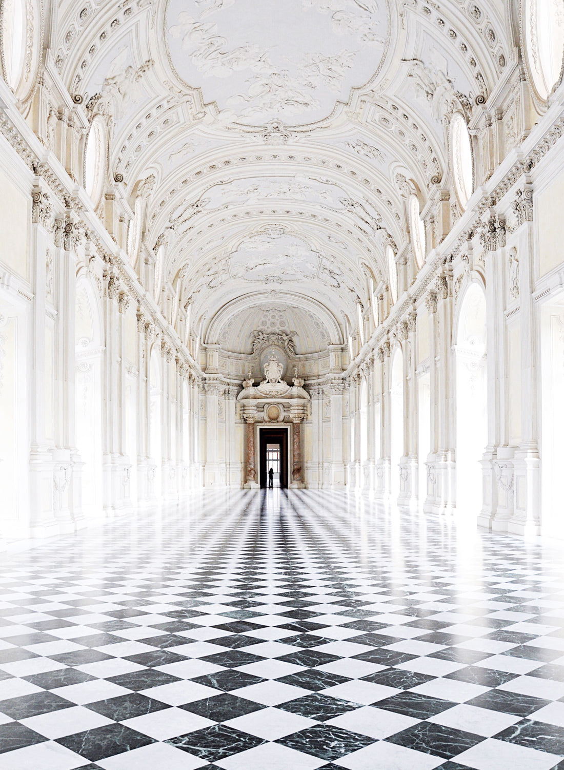 CORRIDOR IN PALATS
