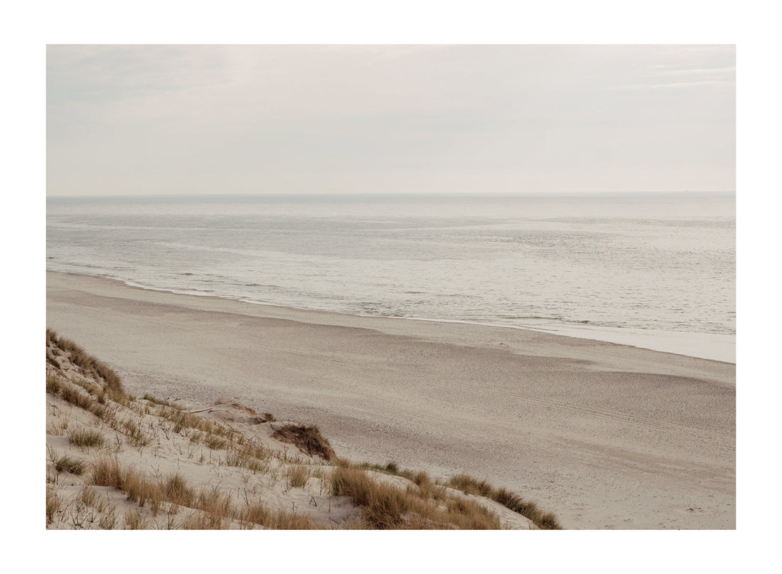 BEIGE BEACH